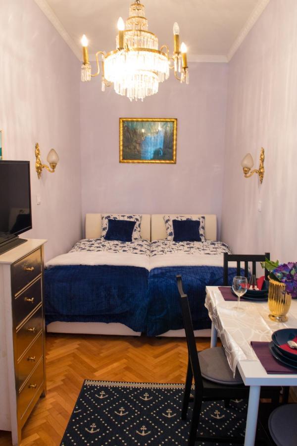 2 On Seven Apartamento Zagreb Exterior foto